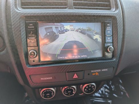 Used 2021 Mitsubishi Outlander Sport ES FWD image 23