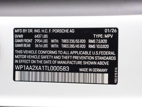 New 2026 Porsche Macan 4 Electric image 24