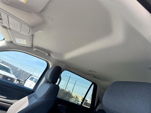 Certified 2025 Ford Expedition Active image 16