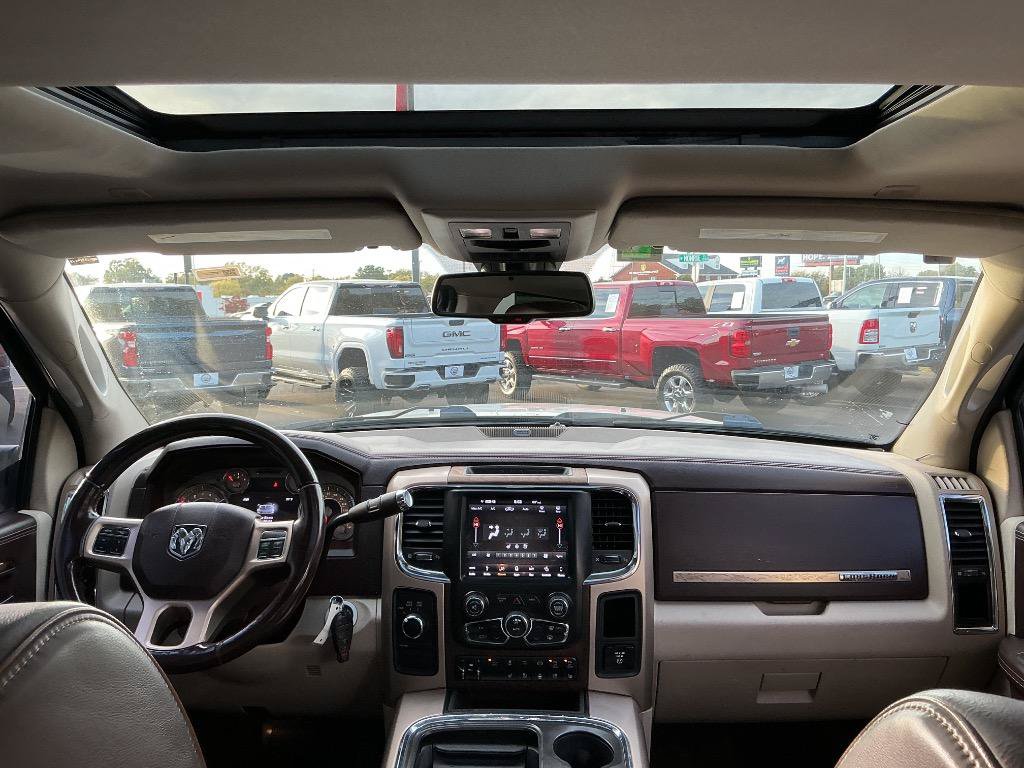 Used 2018 RAM 3500 Laramie Longhorn AWD/4WD image 11