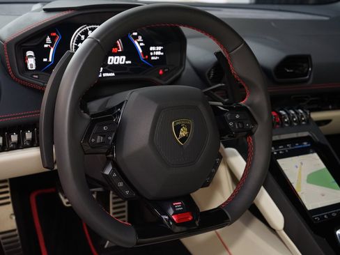 Used 2020 Lamborghini Huracan EVO AWD/4WD image 13