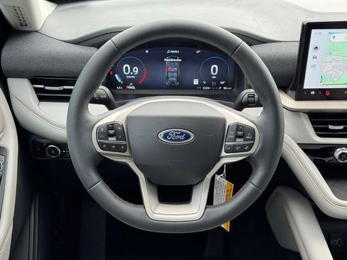 New 2026 Ford Explorer Active w/ Active Comfort Package image 11