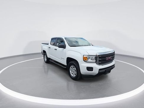 Used 2017 GMC Canyon 2WD Crew Cab w/ Convenience Package image 2