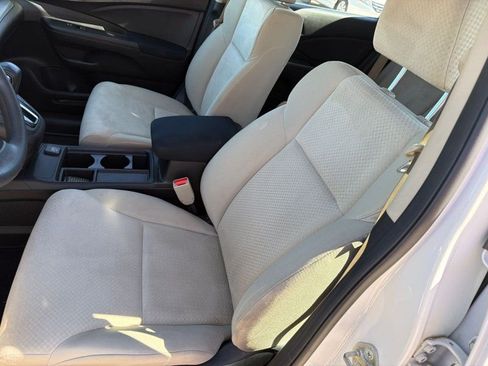 Used 2015 Honda CR-V LX image 9