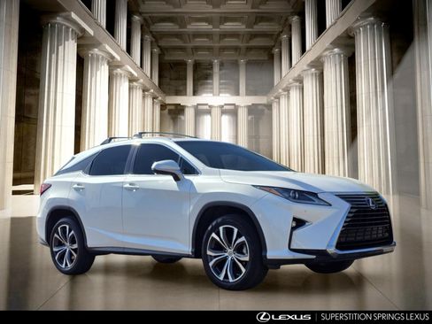 Used 2016 Lexus RX 350 FWD w/ Premium Package image 2
