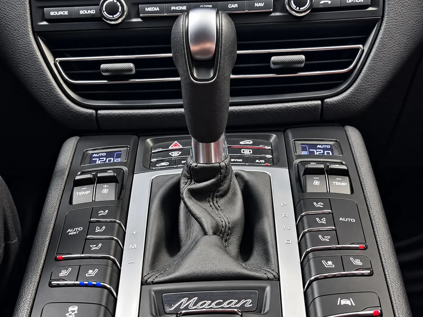Used 2020 Porsche Macan S AWD/4WD image 58