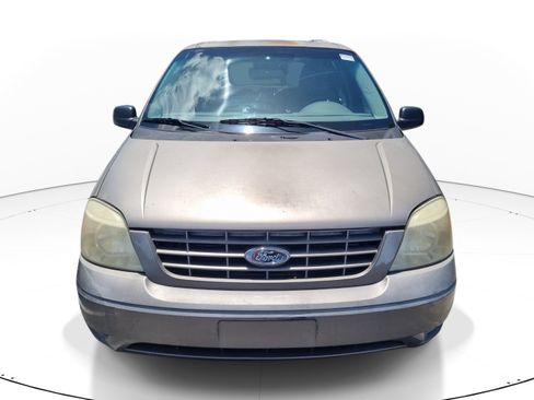 Used 2005 Ford Freestar S FWD image 2