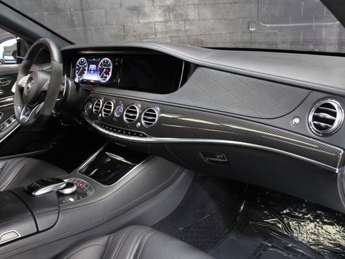 Used 2017 Mercedes-Benz S 63 AMG AMG S 63 Carbon Fiber Exterior w/ Carbon Fiber Exterior Package image 58