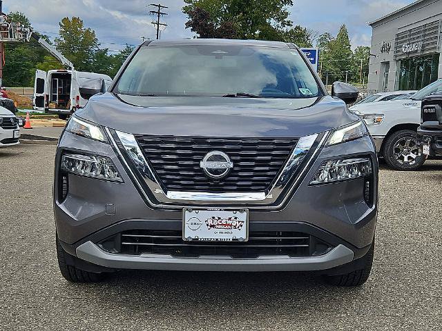 Certified 2023 Nissan Rogue SV AWD/4WD image 3