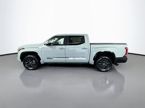 Used 2025 Toyota Tundra Platinum AWD/4WD image 5