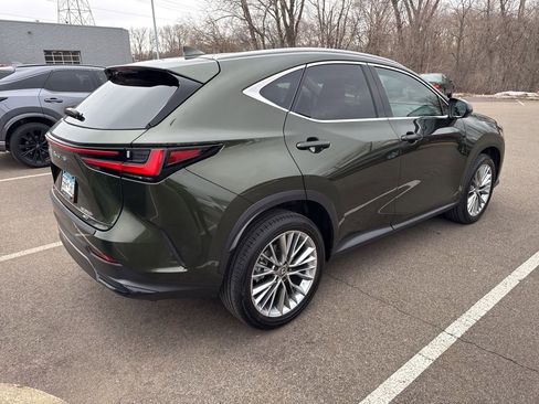 Used 2025 Lexus NX 350h AWD w/ Accessory Package (2T) image 19
