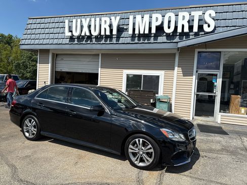 Used 2014 Mercedes-Benz E 350 4MATIC Sedan w/ Premium 1 Package image 2