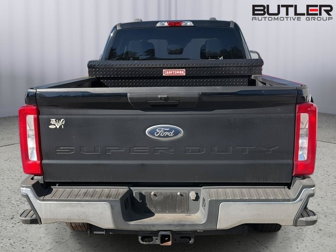 Used 2024 Ford F250 XLT AWD/4WD image 9