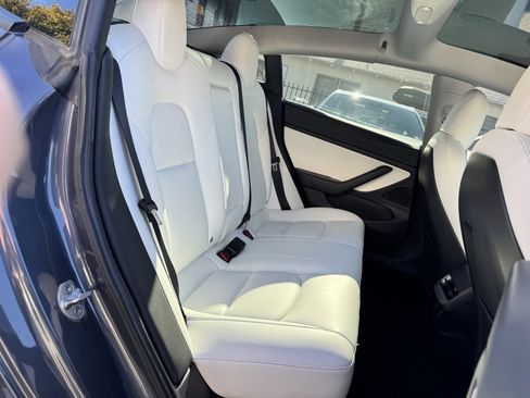 Used 2021 Tesla Model 3 Long Range image 27