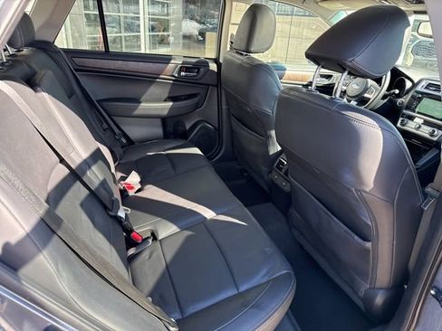 Used 2015 Subaru Outback 2.5i Limited image 29