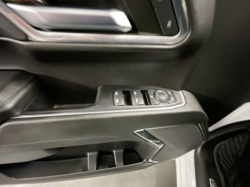 Used 2023 Chevrolet Silverado 1500 LT image 22