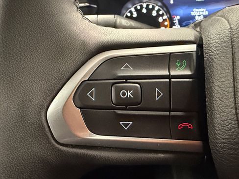 Used 2024 Jeep Compass Limited AWD/4WD image 43