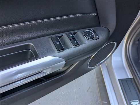 Used 2023 Ford Mustang Premium image 13
