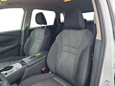 Used 2026 Nissan Rogue SV FWD image 15