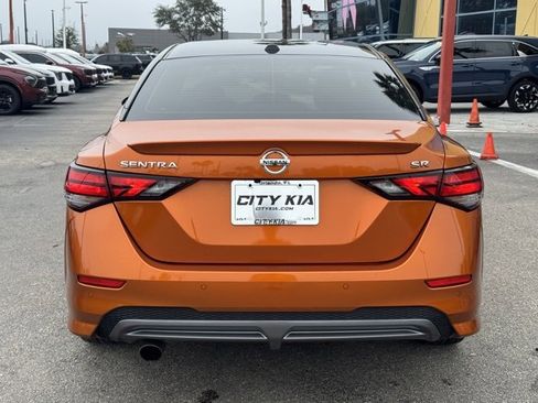 Used 2022 Nissan Sentra SR image 6