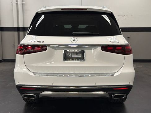 Used 2026 Mercedes-Benz GLS 450 4MATIC image 11