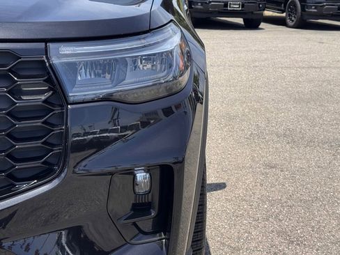 Used 2026 Ford Explorer ST-Line w/ ST-Line Street Pack RWD image 8