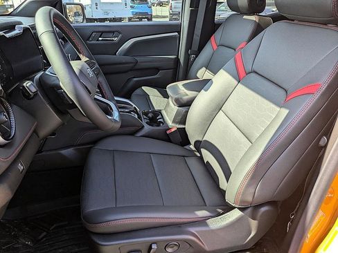 New 2026 Chevrolet Colorado Z71 w/ Midnight Edition image 14