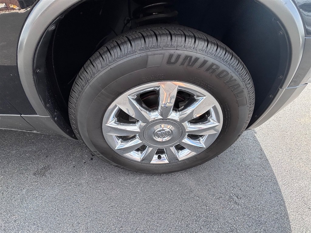 Used 2011 Buick Enclave CXL w/ Trailering Provision Package FWD image 36