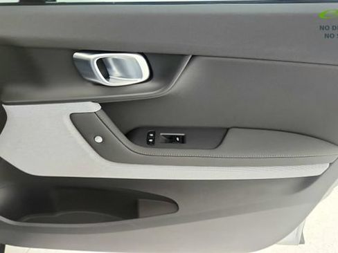 Used 2024 Polestar Polestar 2 AWD/4WD image 37
