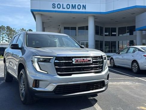 Used 2025 GMC Acadia Elevation image 1