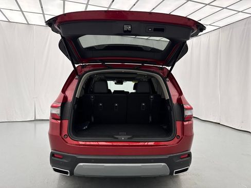 New 2026 Honda Pilot Touring image 11