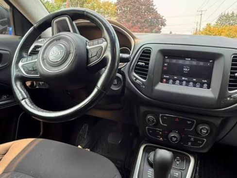 Used 2020 Jeep Compass Sport w/ Sport Appearance Group AWD/4WD image 3