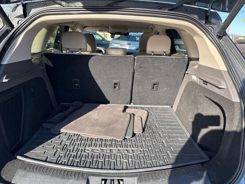 Used 2023 Lincoln Corsair AWD w/ Equipment Group 101A image 15