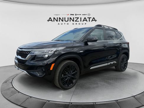 Certified 2022 Kia Seltos Nightfall Edition image 1