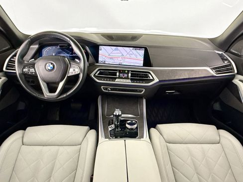 Used 2023 BMW X5 sDrive40i w/ Executive Package image 9