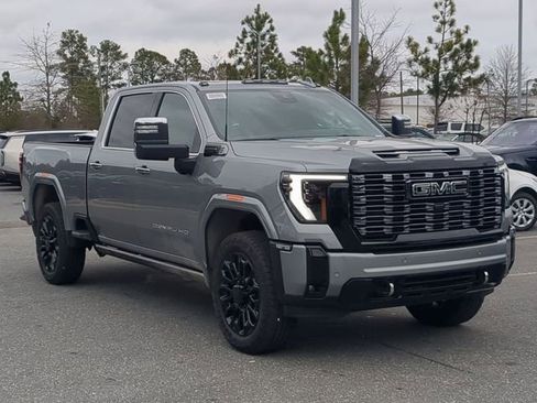 New 2026 GMC Sierra 2500 Denali Ultimate image 3