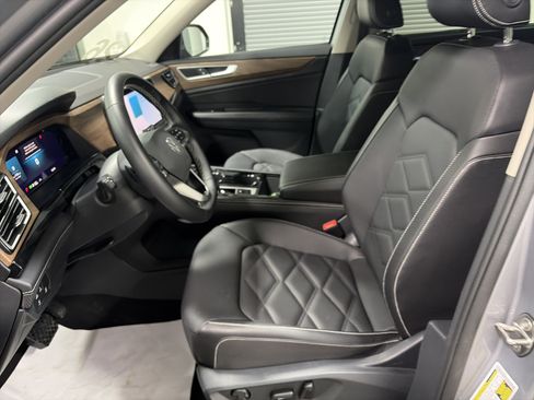 Certified 2026 Volkswagen Atlas SE AWD/4WD image 11