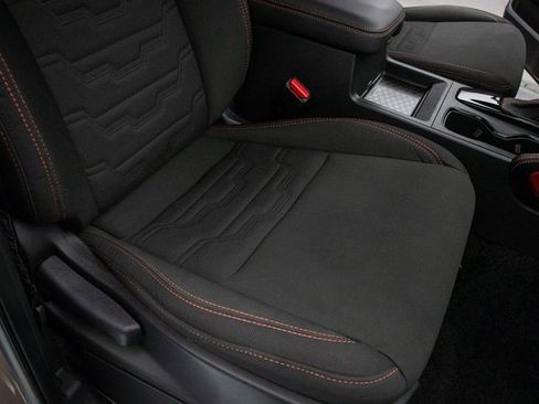 Used 2024 Nissan Frontier PRO-4X w/ Off-Road Protection Package image 18