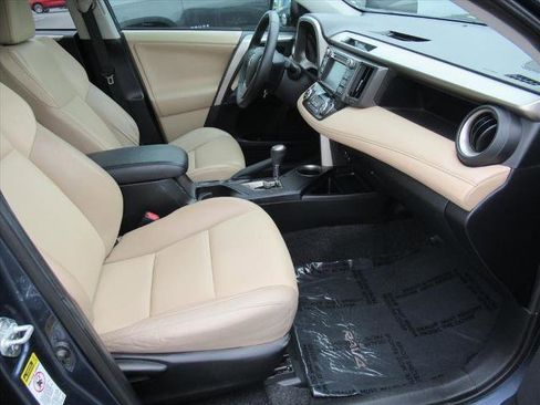 Used 2013 Toyota RAV4 Limited image 10