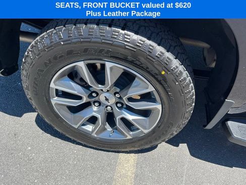 Used 2024 Chevrolet Silverado 1500 RST AWD/4WD image 10