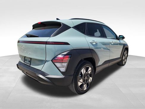 Used 2025 Hyundai Kona SEL FWD image 9