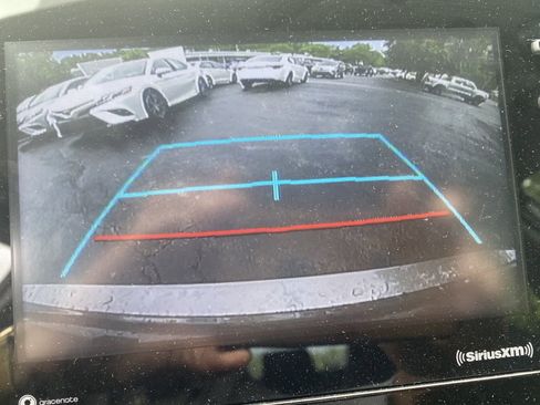 Used 2023 Toyota Camry SE image 29