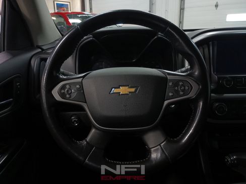 Used 2017 Chevrolet Colorado LT w/ LT Convenience Package AWD/4WD image 23