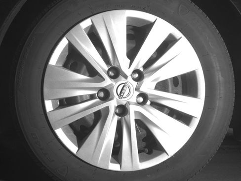 Used 2025 Nissan Sentra S image 12