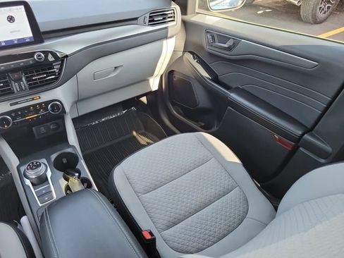 Certified 2023 Ford Escape Active AWD/4WD image 26