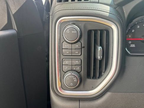 Used 2022 Chevrolet Silverado 1500 LT Trail Boss AWD/4WD image 16