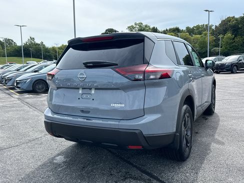 New 2026 Nissan Rogue SV AWD/4WD image 5