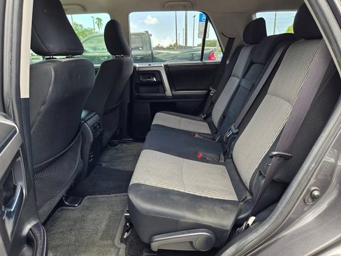 Used 2016 Toyota 4Runner SR5 AWD/4WD image 13