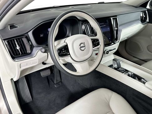 Used 2025 Volvo S60 B5 Core w/ Climate Package image 9