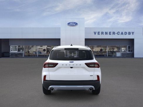 New 2026 Ford Escape SE image 5